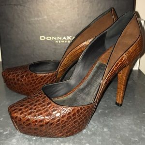 Donna Karan Collection brown leather heels Sz 8.5